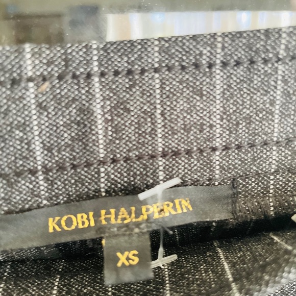 Kobi Halperin Women’s Gray Striped  Pants Cropped Slim Chino NWOT - Picture 6 of 7